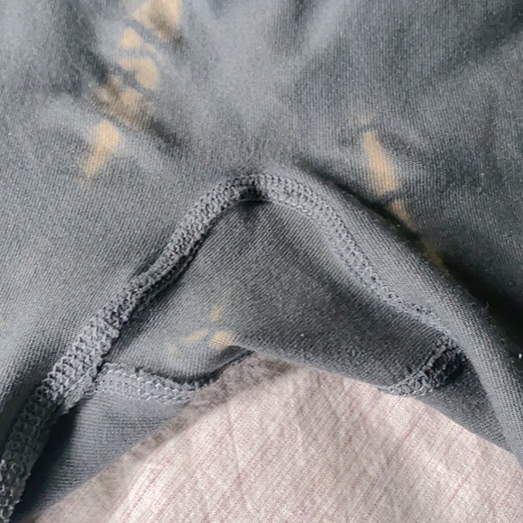 YEBA Rihanna Capri - Picture 9 of 11